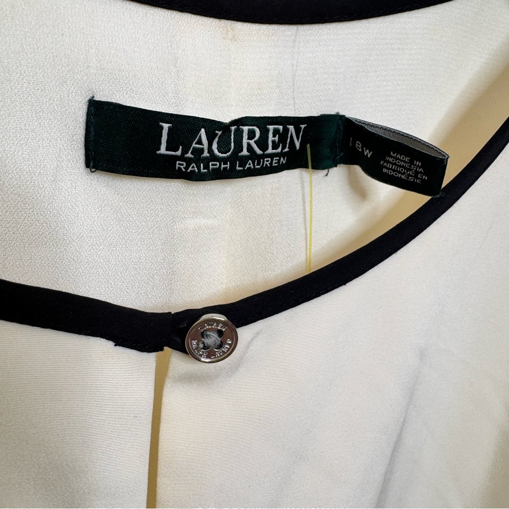 Lauren Ralph Lauren Cream Sleeveless Tank with Black Piping - Picture 3 of 3